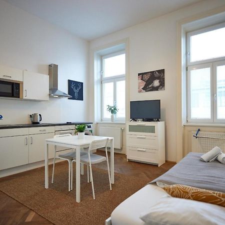 Nice Studio Close To Metro III Vídeň Exteriér fotografie
