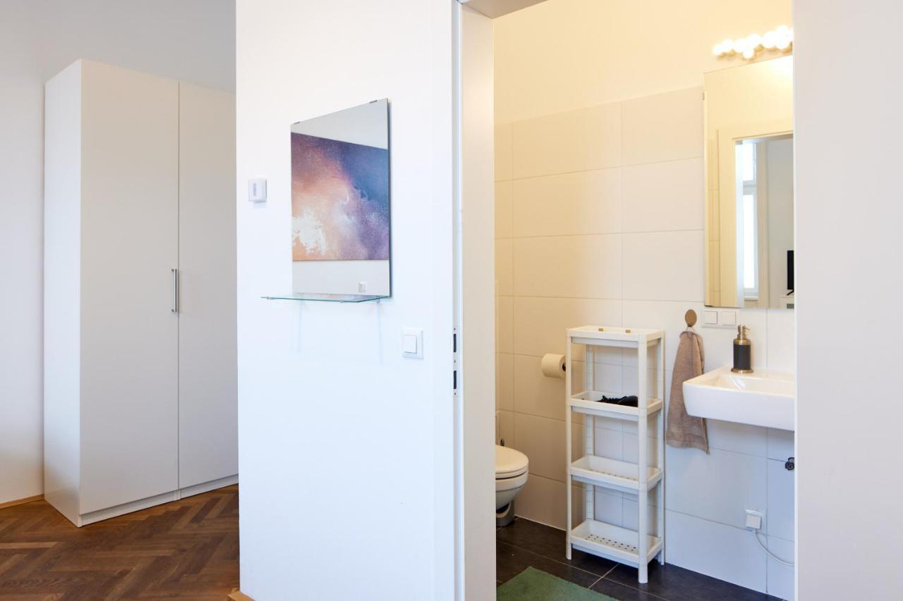 Nice Studio Close To Metro III Vídeň Exteriér fotografie